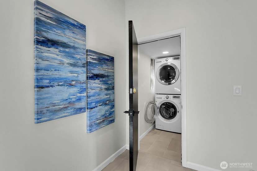 Property photo for 1113 33rd Avenue S, Seattle photo 17