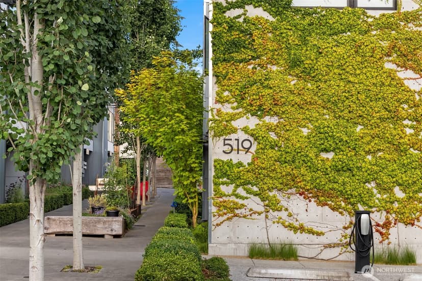Property photo for 519 Madrona Avenue NE #4, Bainbridge Island photo 2