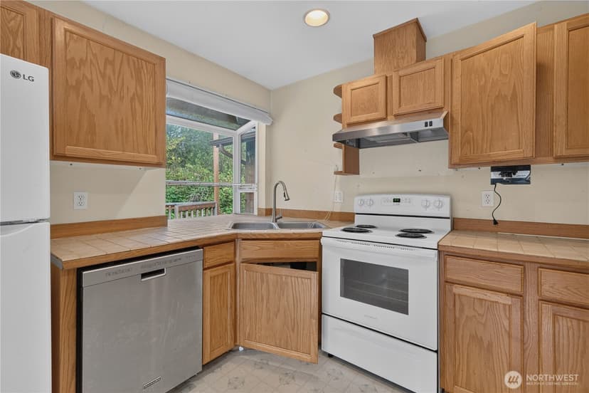 Property photo for 17213 120th Place NE, Arlington photo 9