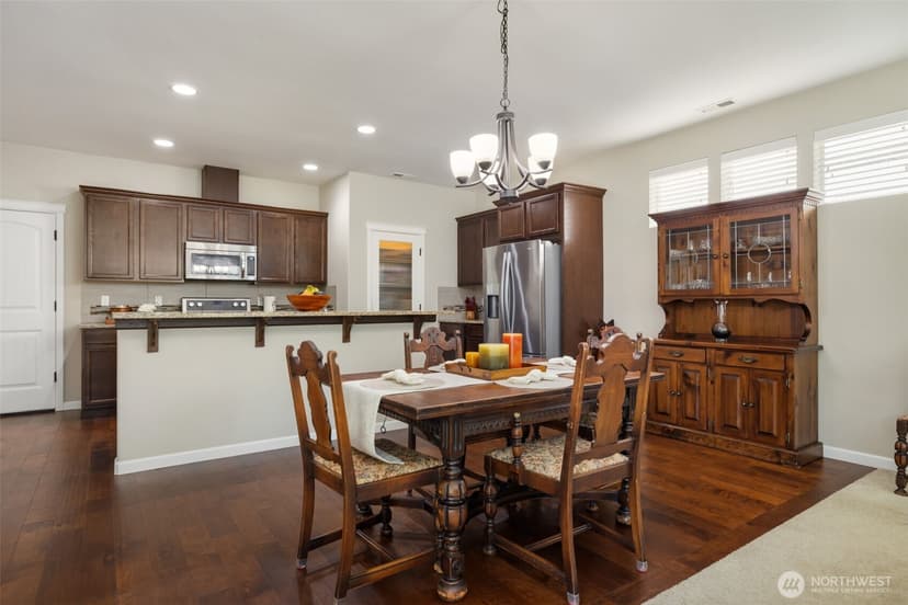 Property photo for 3840 Discovery Avenue SW, Bremerton photo 10