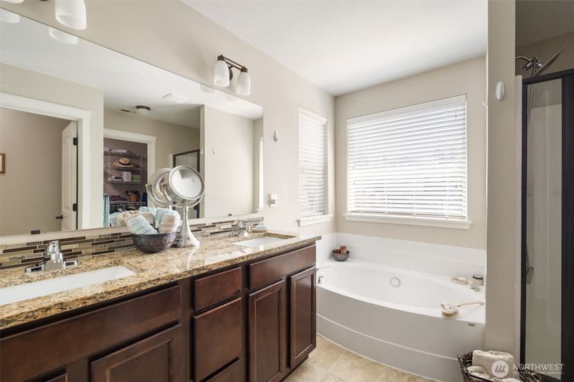 Property photo for 3840 Discovery Avenue SW, Bremerton photo 30