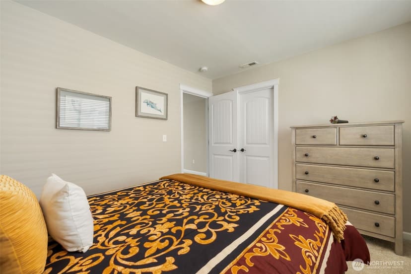 Property photo for 3840 Discovery Avenue SW, Bremerton photo 25