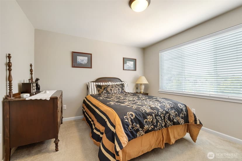 Property photo for 3840 Discovery Avenue SW, Bremerton photo 24