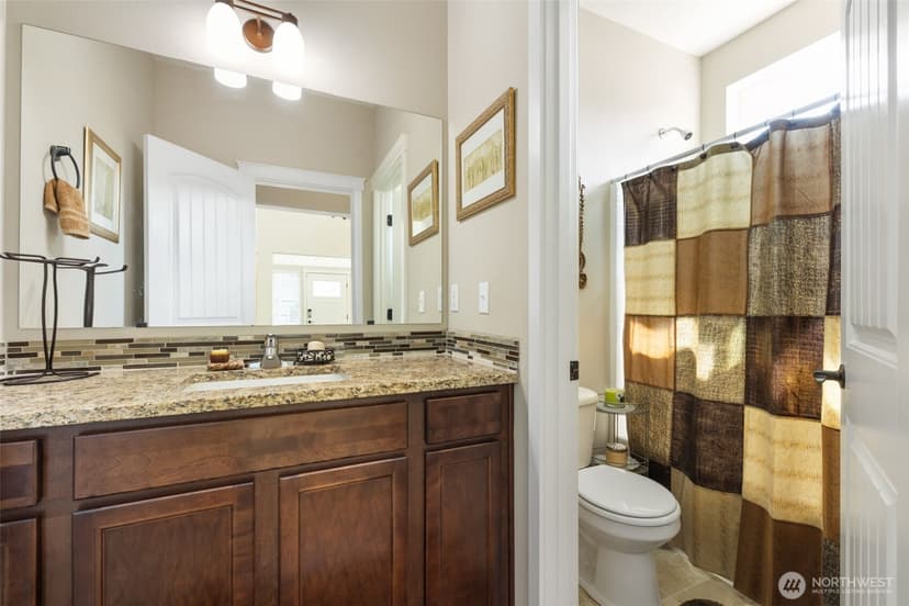 Property photo for 3840 Discovery Avenue SW, Bremerton photo 17