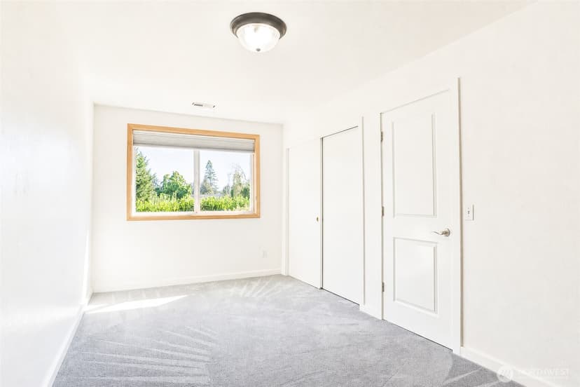 Property photo for 1819 SW 149th Street, Burien photo 20