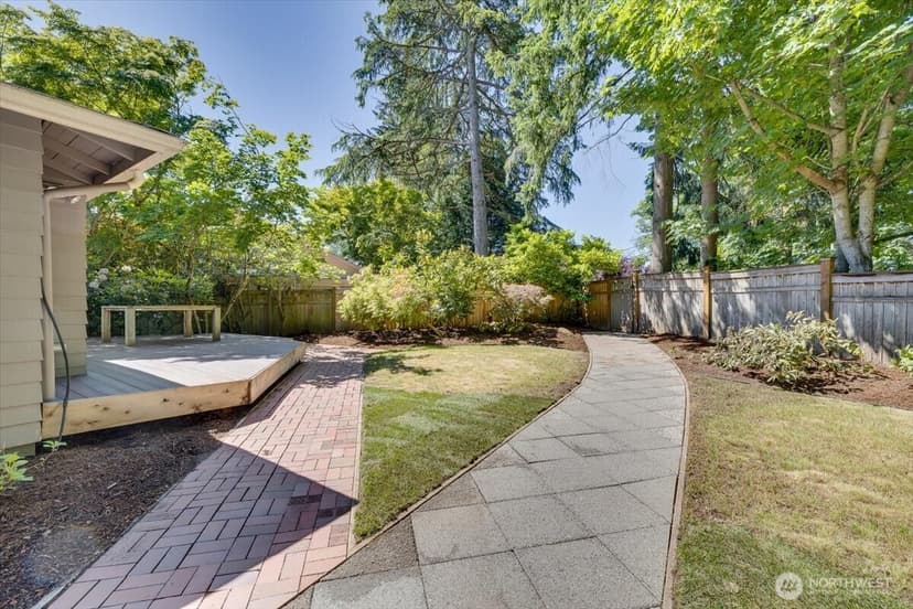 Property photo for 8510 SE 72nd Street, Mercer Island photo 29