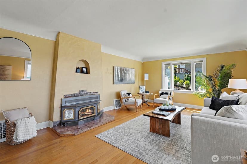 Property photo for 6615 Arthur Street NE, Tacoma photo 4