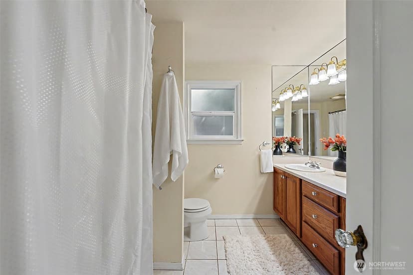 Property photo for 6615 Arthur Street NE, Tacoma photo 14