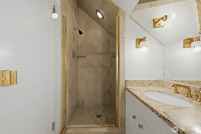Property photo for 8522 43rd Street W, University Place photo 34