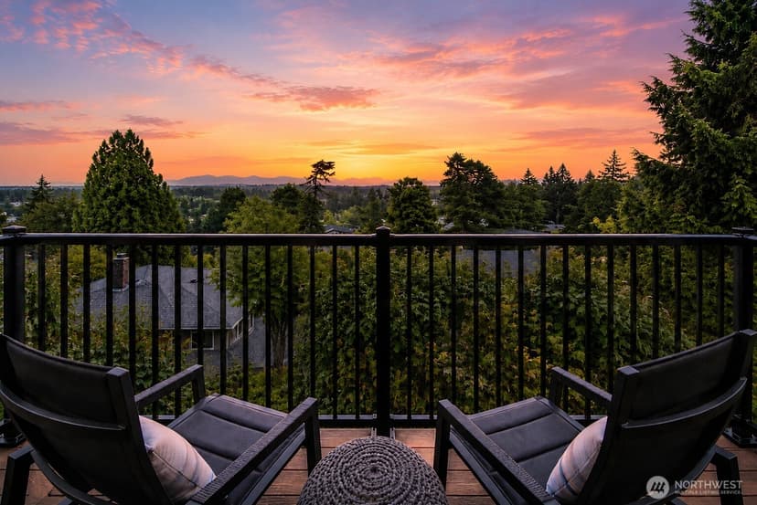 Property photo for 9360 Mercerwood Drive, Mercer Island photo 22