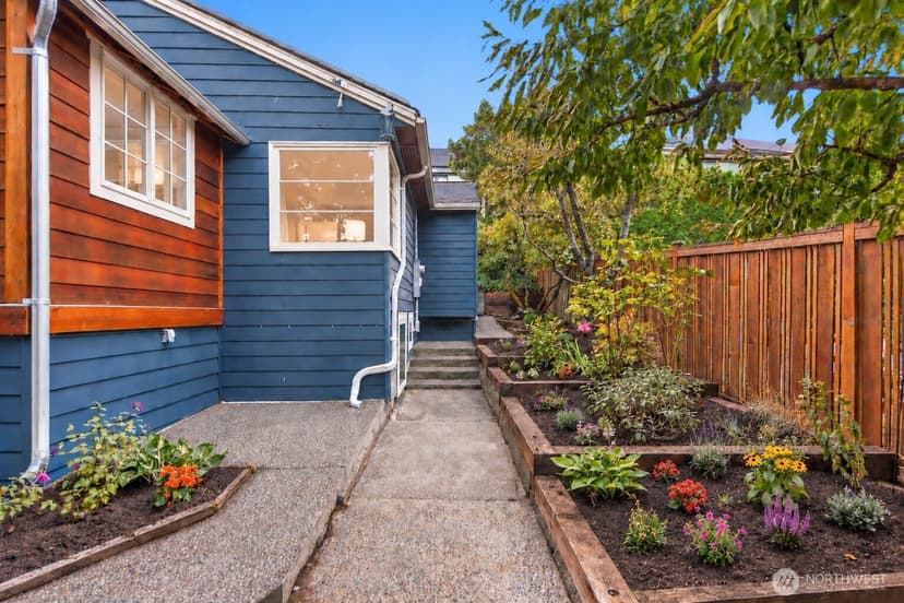 Property photo for 6215 38th Avenue NE, Seattle photo 35
