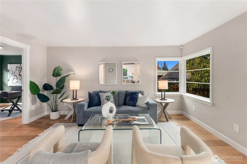 Property photo for 6215 38th Avenue NE, Seattle photo 12