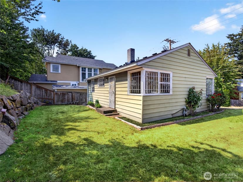 Property photo for 3011 E Pine Street, Seattle photo 19
