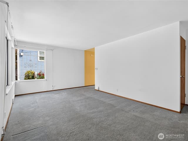 Property photo for 3011 E Pine Street, Seattle photo 5