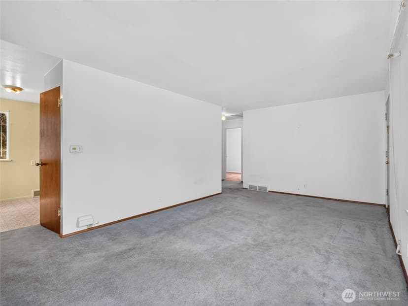 Property photo for 3011 E Pine Street, Seattle photo 6
