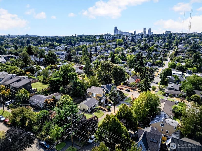 Property photo for 3011 E Pine Street, Seattle photo 22