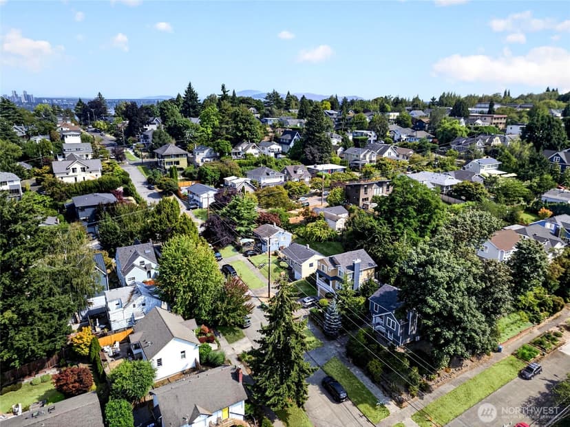 Property photo for 3011 E Pine Street, Seattle photo 21