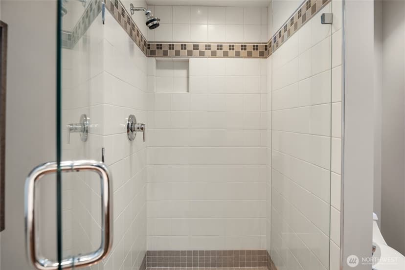Property photo for 136 Central Way #304, Kirkland photo 24