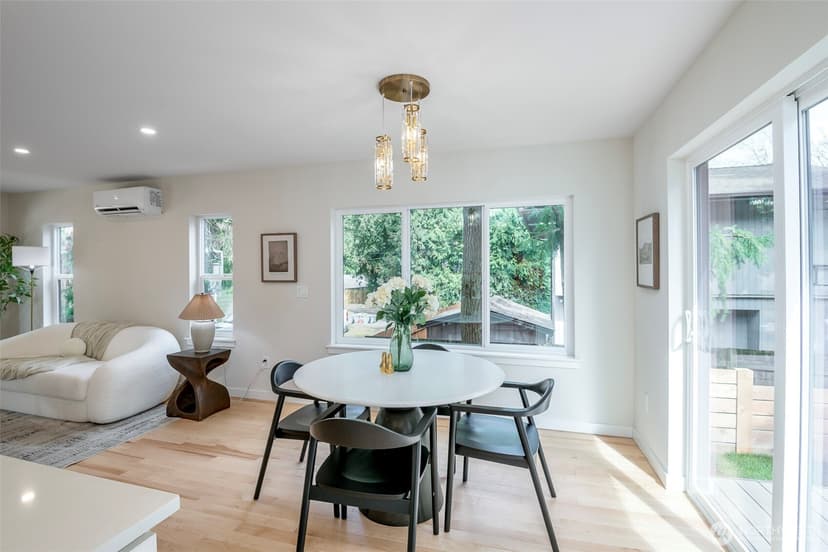 Property photo for 12646 NE 80th Street, Kirkland photo 12