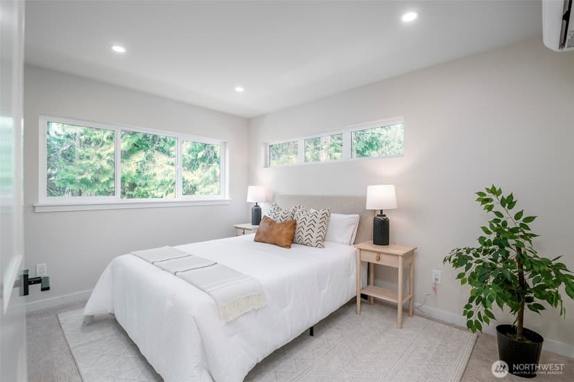 Property photo for 12646 NE 80th Street, Kirkland photo 13