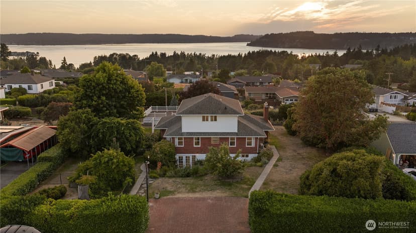 Property photo for 920 S Ventura Drive, Tacoma