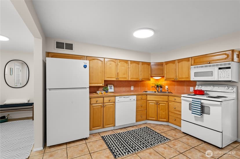 Property photo for 920 S Ventura Drive, Tacoma photo 26