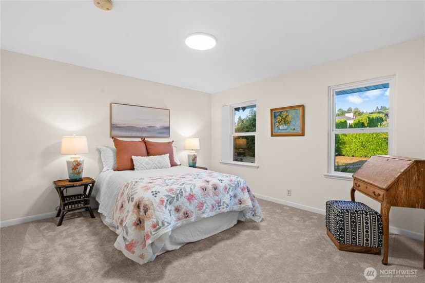 Property photo for 920 S Ventura Drive, Tacoma photo 19