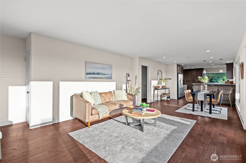 Property photo for 920 S Ventura Drive, Tacoma photo 4