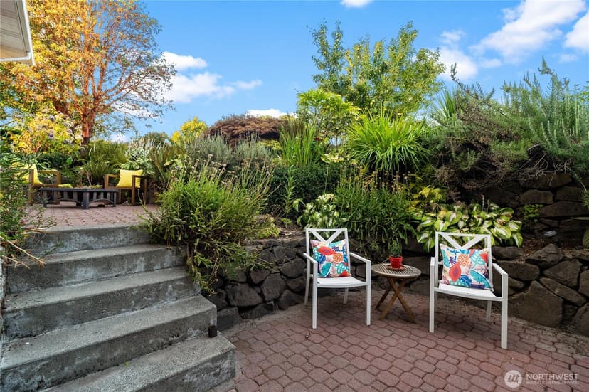 Property photo for 920 S Ventura Drive, Tacoma photo 33