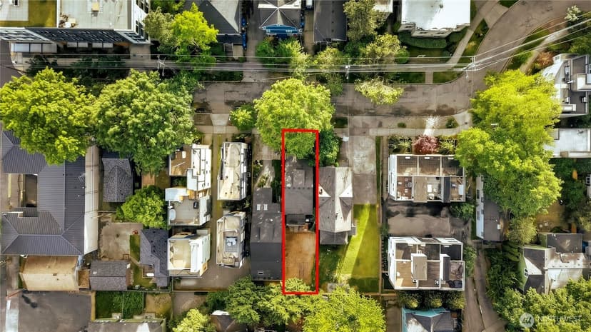 Property photo for 312 26th Avenue S, Seattle photo 19