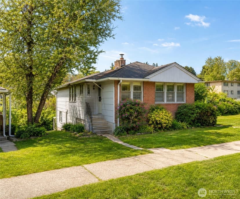 Property photo for 3820 14th Avenue S, Seattle photo 10