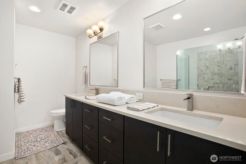 Property photo for 6542 32nd Avenue NE #A, Seattle photo 18