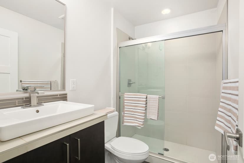 Property photo for 6542 32nd Avenue NE #A, Seattle photo 20