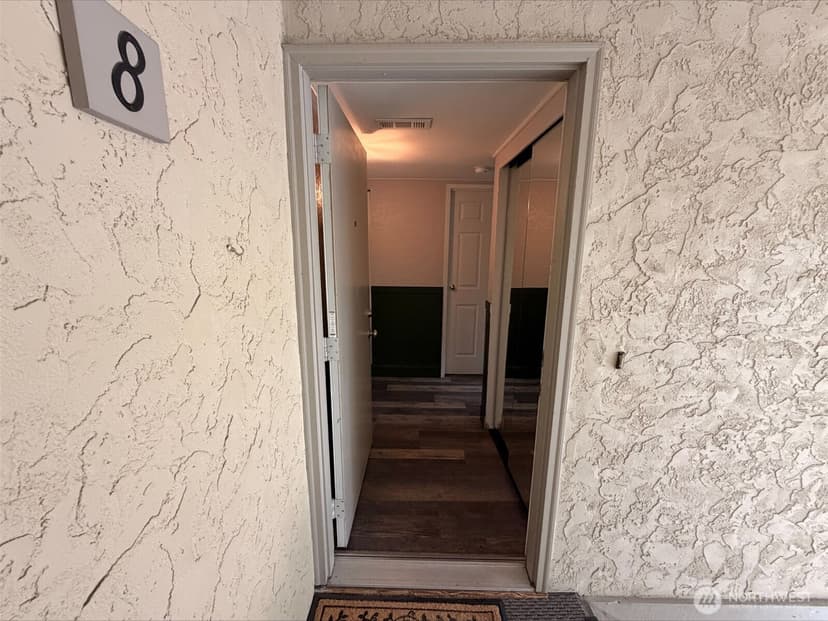 Property photo for 6722 112th Avenue NE #8B, Kirkland photo 21