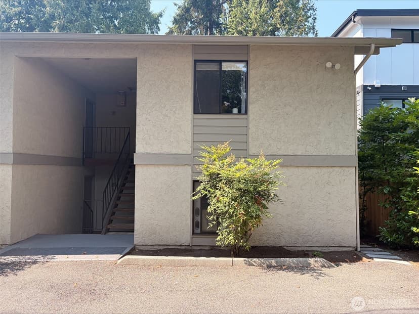 Property photo for 6722 112th Avenue NE #8B, Kirkland photo 20
