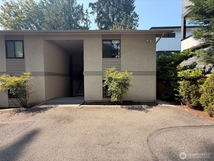 Property photo for 6722 112th Avenue NE #8B, Kirkland photo 26