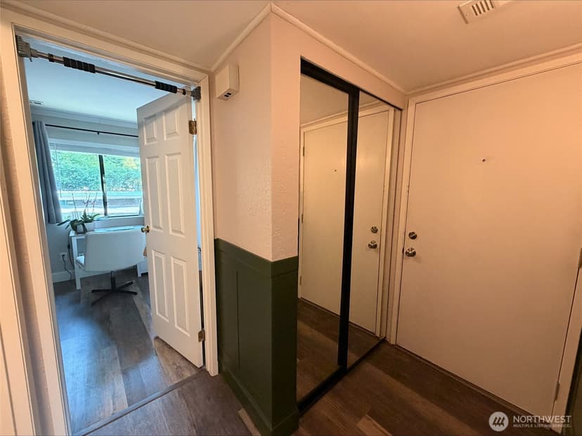 Property photo for 6722 112th Avenue NE #8B, Kirkland photo 31
