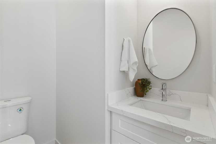 Property photo for 14608 Corliss Avenue N #C, Shoreline photo 20