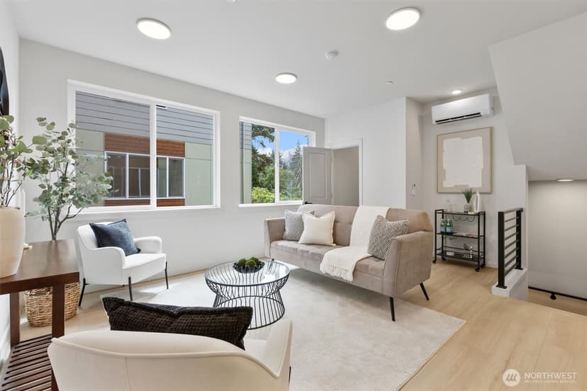Property photo for 14608 Corliss Avenue N #C, Shoreline photo 9