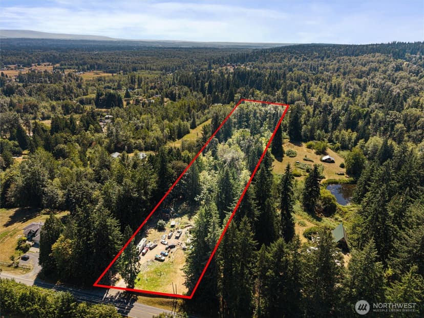 Property photo for 908 140th Street NE, Marysville