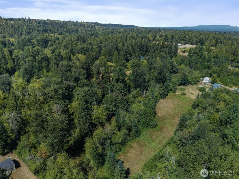 Property photo for 908 140th Street NE, Marysville photo 26