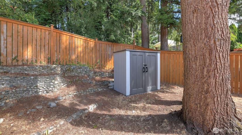 Property photo for 1411 211th Place SW, Lynnwood photo 28