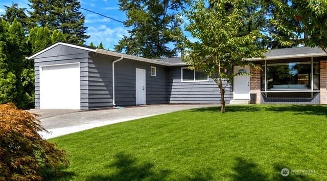 Property photo for 1411 211th Place SW, Lynnwood