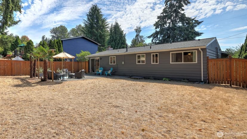 Property photo for 1411 211th Place SW, Lynnwood photo 24