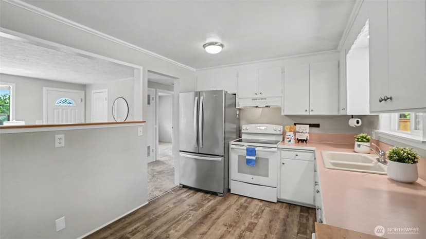 Property photo for 1411 211th Place SW, Lynnwood photo 12