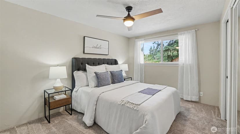 Property photo for 1411 211th Place SW, Lynnwood photo 18