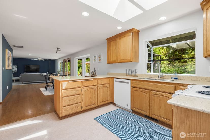 Property photo for 2717 Newberg Road, Snohomish photo 15