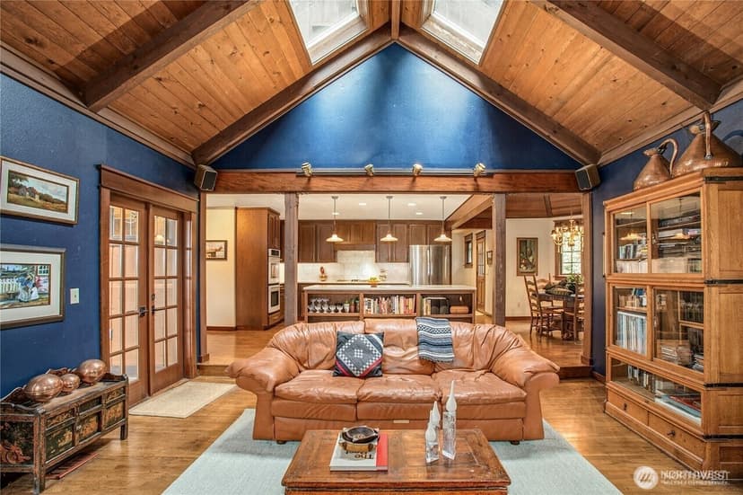 Property photo for 1815 102nd Place SE, Bellevue photo 8