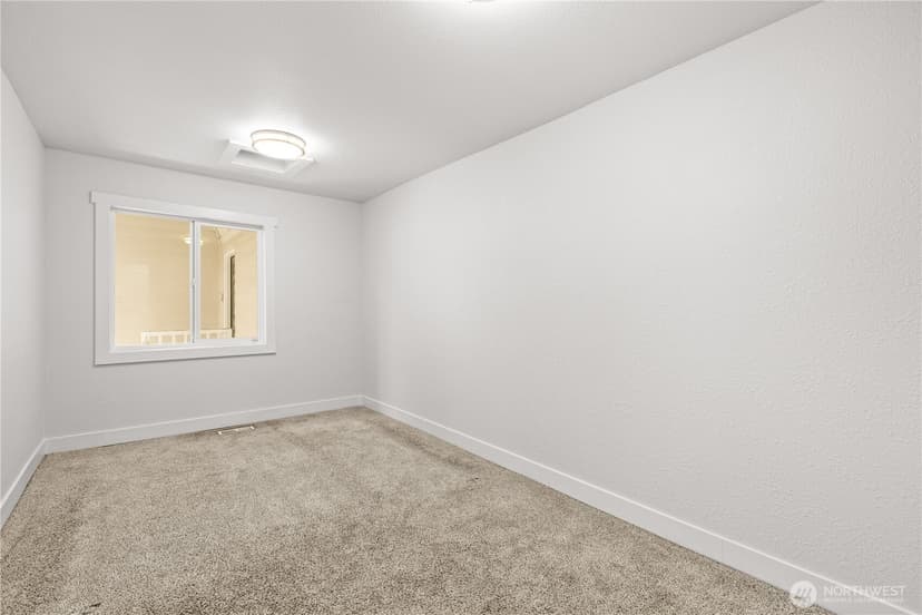 Property photo for 8823 S Yakima Avenue, Tacoma photo 11