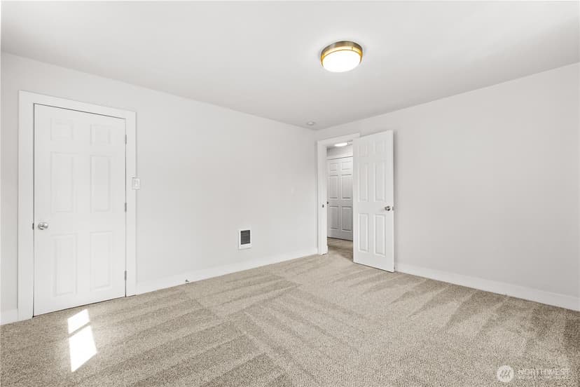 Property photo for 8823 S Yakima Avenue, Tacoma photo 33